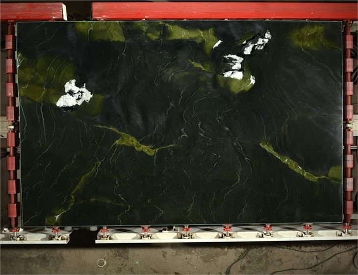 Verde Avocatus Quartzite02